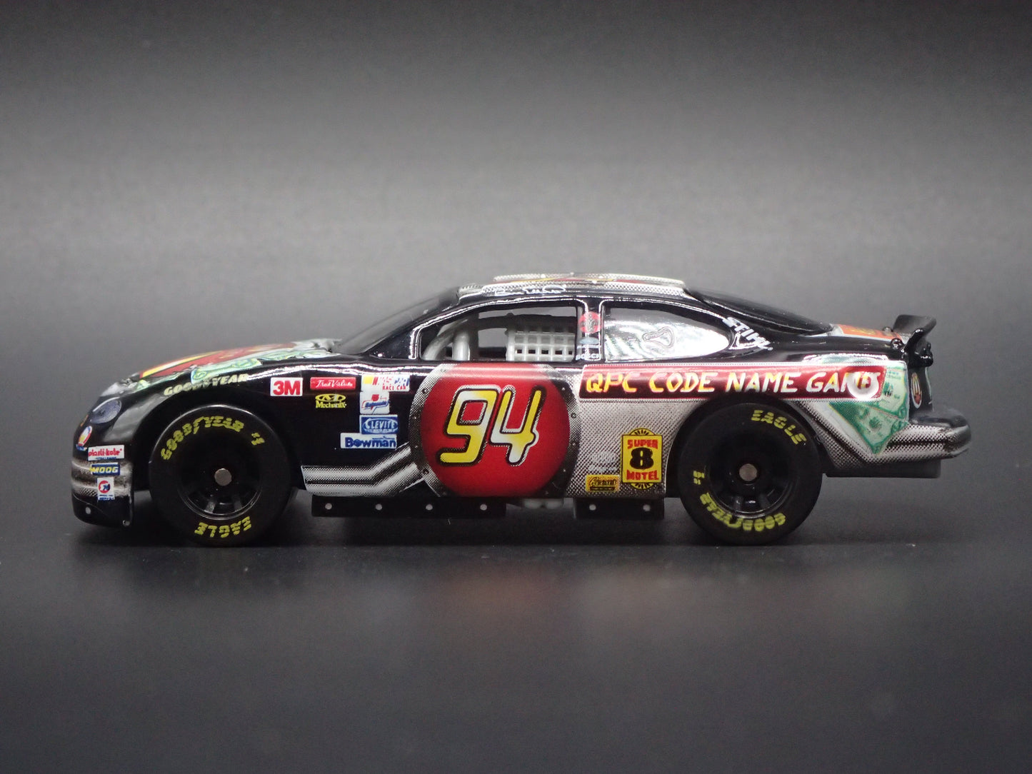 1999 99 FORD TAURUS 94 BILL ELLIOTT NASCAR 1/64 SCALE DIECAST MODEL CAR