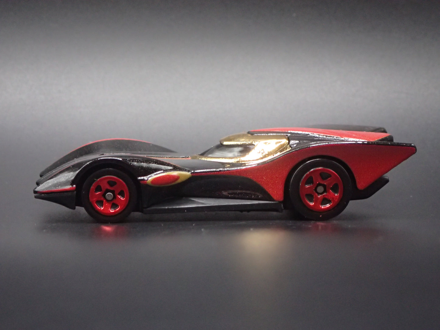 JAFAR DISNEY CHARACTER CARS 1:64 SCALE DIORAMA DIECAST MODEL CAR