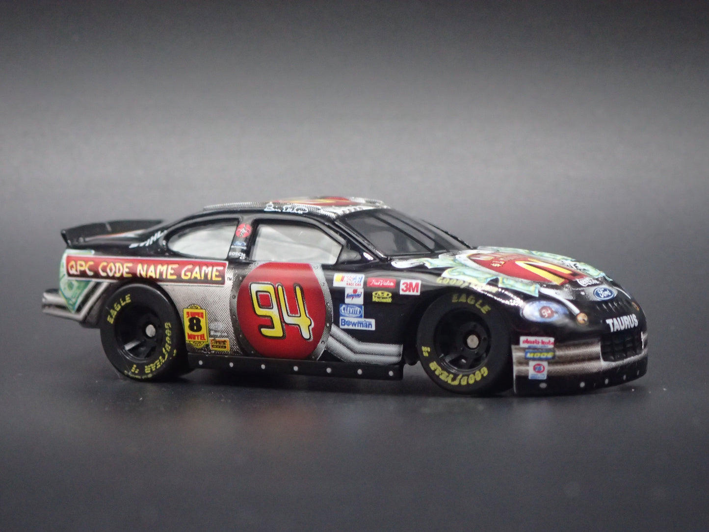 1999 99 FORD TAURUS 94 BILL ELLIOTT NASCAR 1/64 SCALE DIECAST MODEL CAR