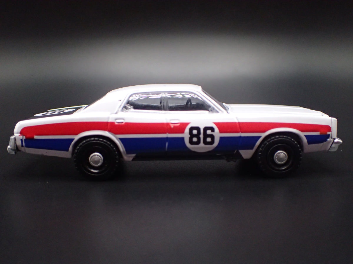 1976 76 PLYMOUTH FURY DUKES OF HAZZARD ENOS 1:64 SCALE DIECAST MODEL CAR