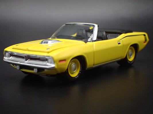 1971 PLYMOUTH CUDA HEMI CONVERTIBLE YELLOW 1/64 SCALE COLLECTIBLE DIECAST MODEL CAR