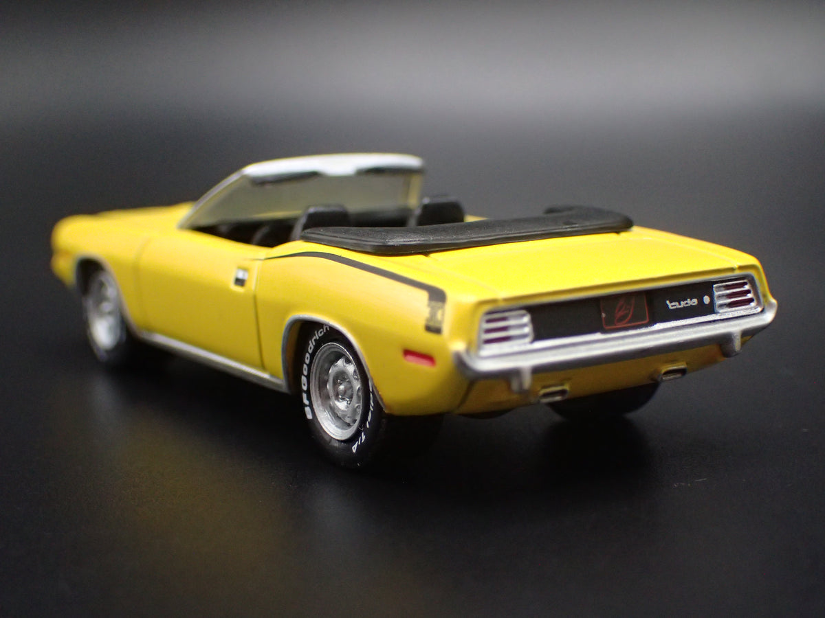 1971 PLYMOUTH CUDA 383 CONVERTIBLE YELLOW 1/64 SCALE COLLECTIBLE DIECAST MODEL CAR
