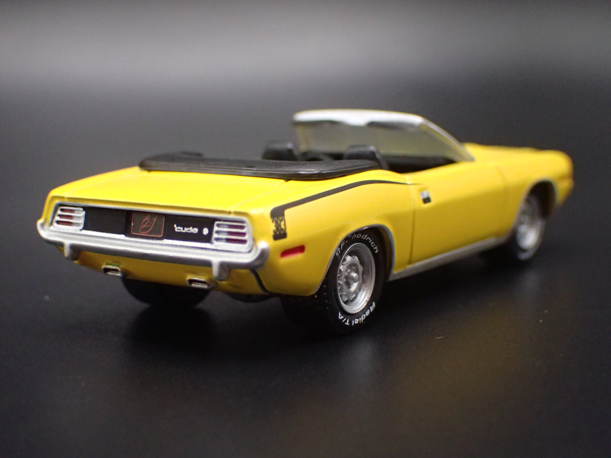 1971 PLYMOUTH CUDA 383 CONVERTIBLE YELLOW 1/64 SCALE COLLECTIBLE DIECAST MODEL CAR