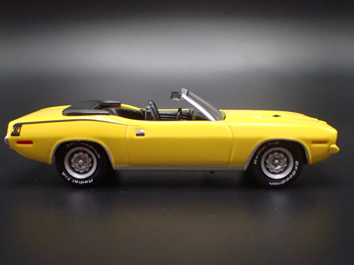 1971 PLYMOUTH CUDA 383 CONVERTIBLE YELLOW 1/64 SCALE COLLECTIBLE DIECAST MODEL CAR