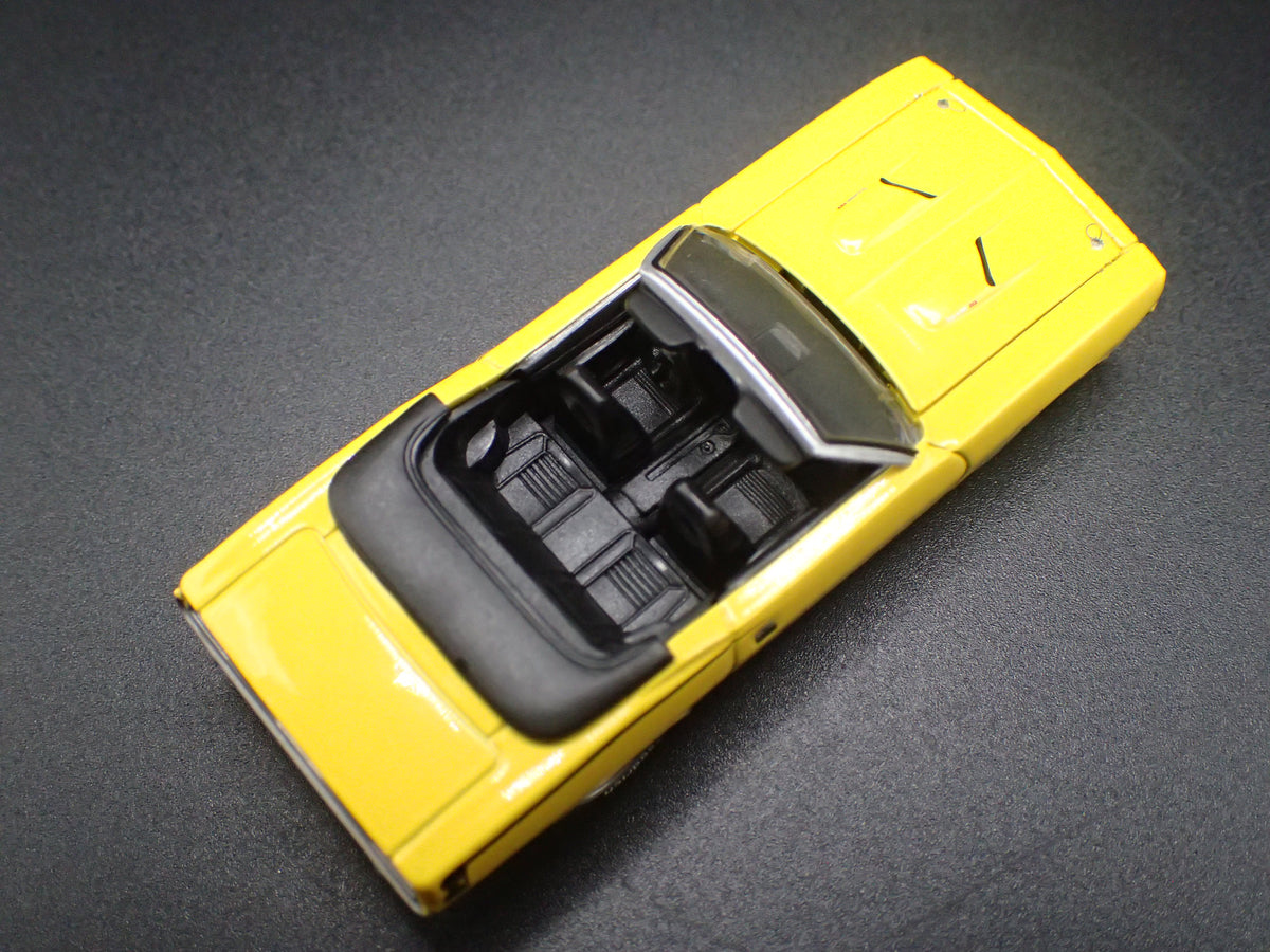 1971 PLYMOUTH CUDA 383 CONVERTIBLE YELLOW 1/64 SCALE COLLECTIBLE DIECAST MODEL CAR