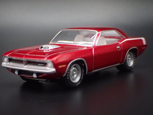 1970 70 PLYMOUTH HEMI CUDA RED 1:64 SCALE COLLECTIBLE DIORAMA DIECAST MODEL CAR