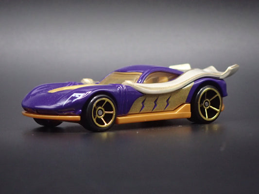 DARLA SHAZAM DC COMICS CHARACTER CARS 1:64 SCALE DIORAMA DIECAST MODEL CAR