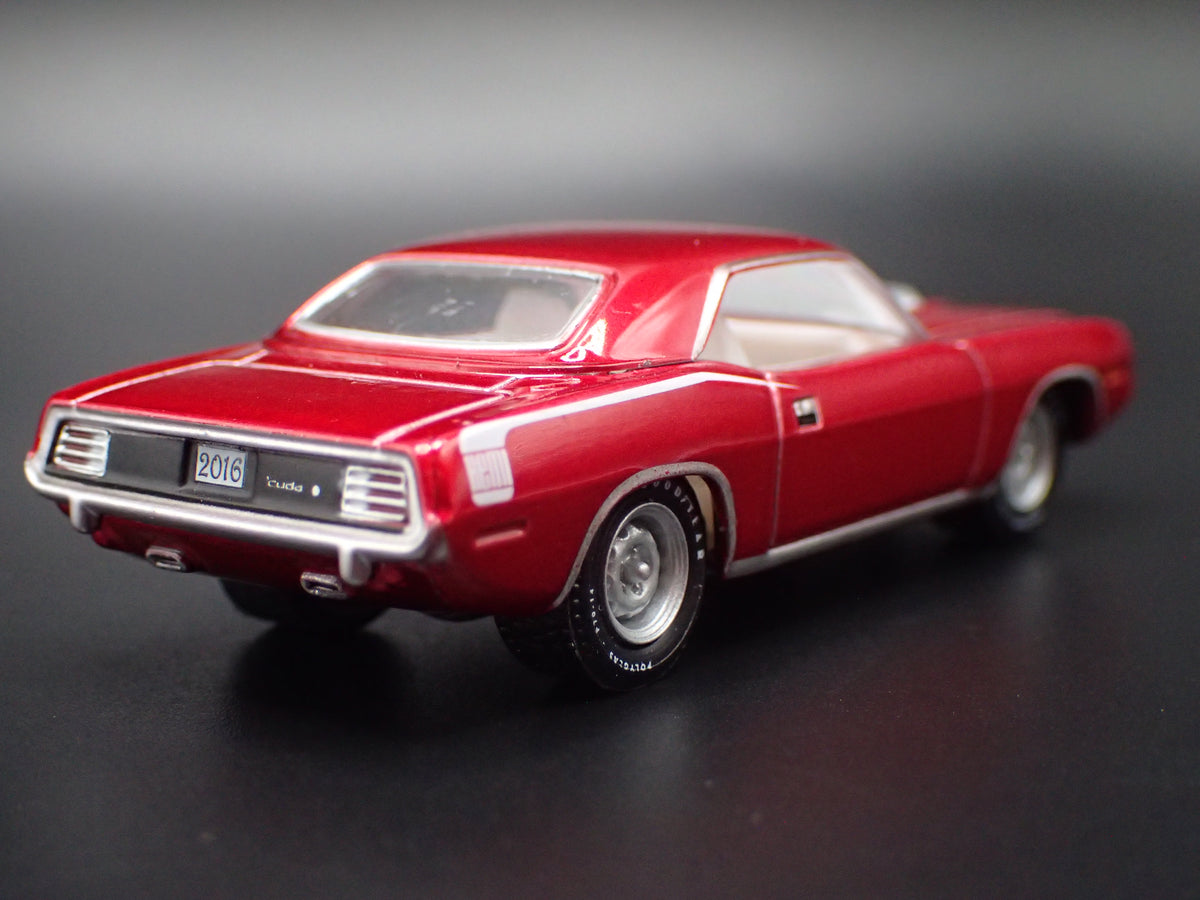 1970 70 PLYMOUTH HEMI CUDA RED 1:64 SCALE COLLECTIBLE DIORAMA DIECAST MODEL CAR