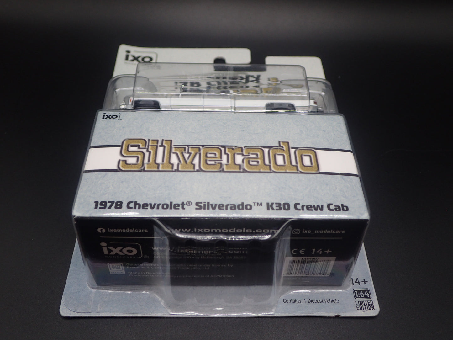 2026 IXO 1978 CHEVROLET SILVERADO K30 CREW CAB RAW CHASE 1:64 DIECAST MODEL CAR