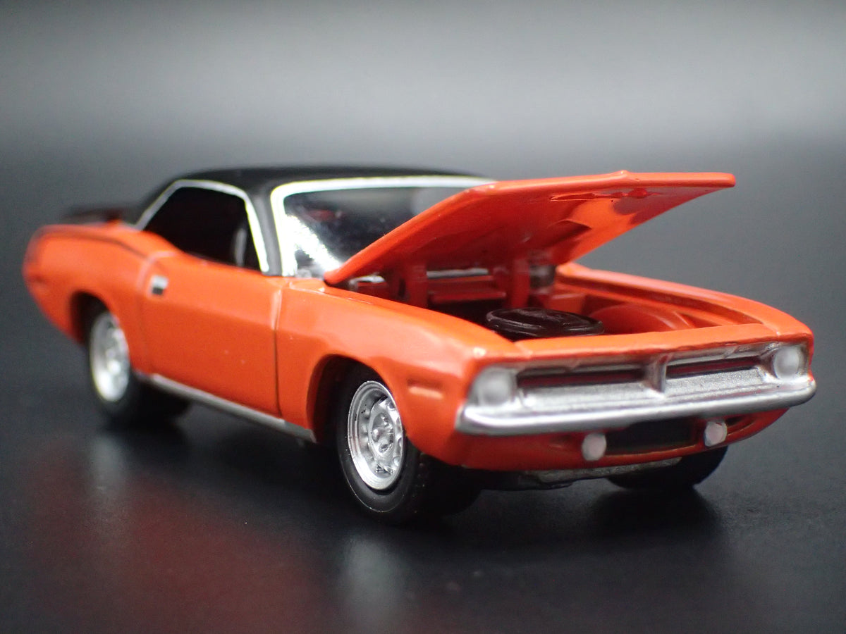 1970 70 PLYMOUTH CUDA 340 ORANGE 1:64 SCALE COLLECTIBLE DIECAST MODEL CAR