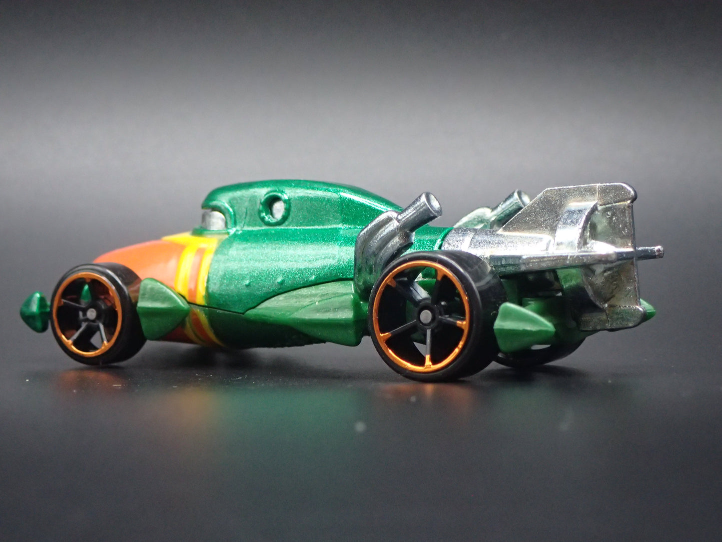 AQUAMAN DC COMICS CHARACTER CARS 1:64 SCALE DIORAMA DIECAST MODEL CAR