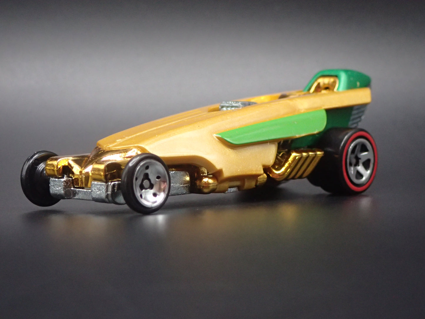 HAWKMAN DC COMICS CHARACTER CARS 1:64 SCALE DIORAMA DIECAST MODEL CAR