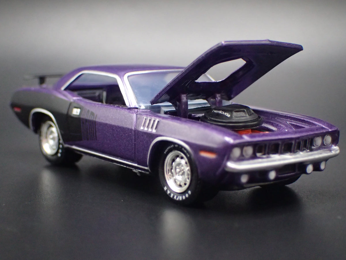 1971 71 PLYMOUTH HEMI CUDA PURPLE 1:64 SCALE COLLECTIBLE DIECAST MODEL CAR