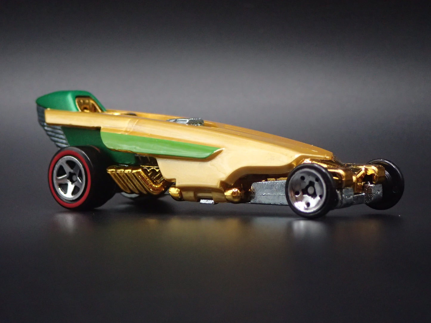 HAWKMAN DC COMICS CHARACTER CARS 1:64 SCALE DIORAMA DIECAST MODEL CAR