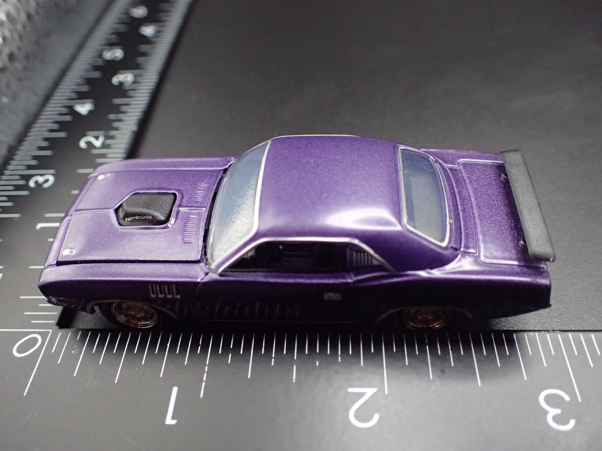 1971 71 PLYMOUTH HEMI CUDA PURPLE 1:64 SCALE COLLECTIBLE DIECAST MODEL CAR