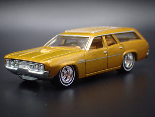 1971 71 PLYMOUTH SATELLITE STATION WAGON 1/64 SCALE DIORAMA DIECAST MODEL CAR