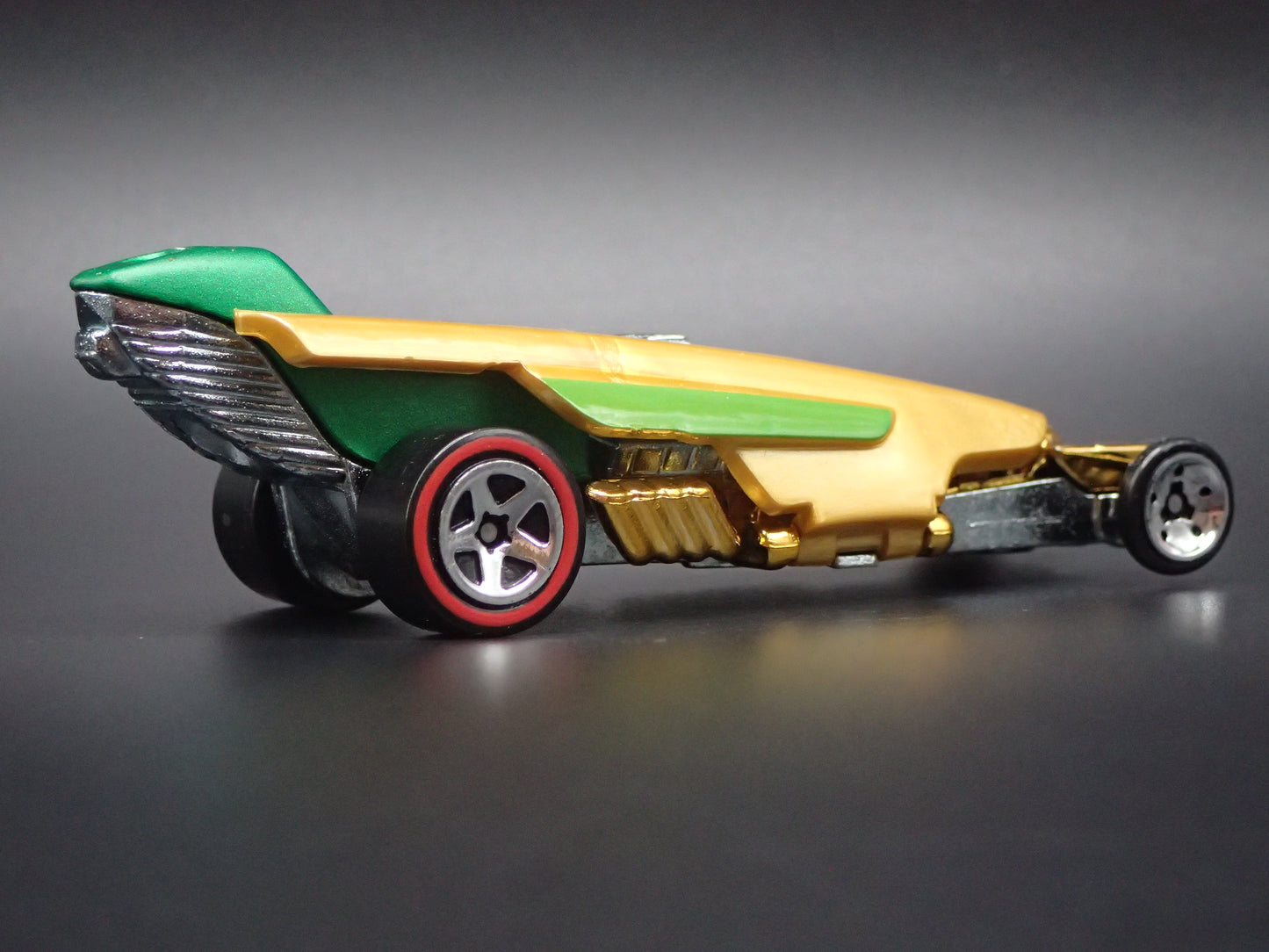 HAWKMAN DC COMICS CHARACTER CARS 1:64 SCALE DIORAMA DIECAST MODEL CAR