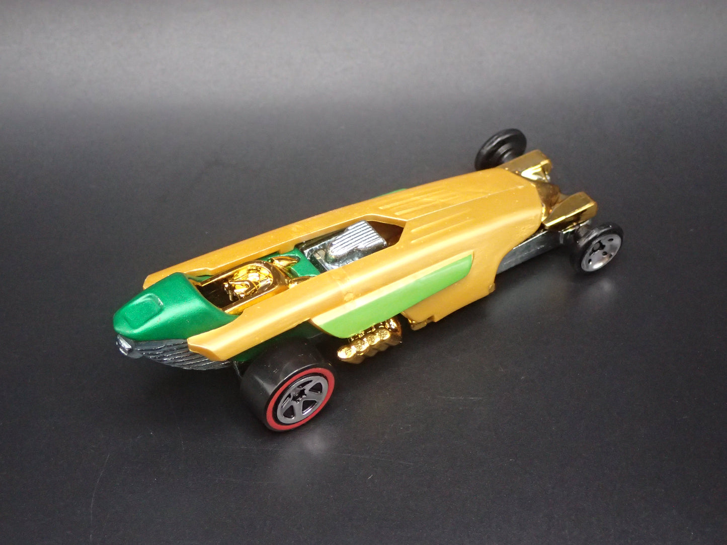 HAWKMAN DC COMICS CHARACTER CARS 1:64 SCALE DIORAMA DIECAST MODEL CAR
