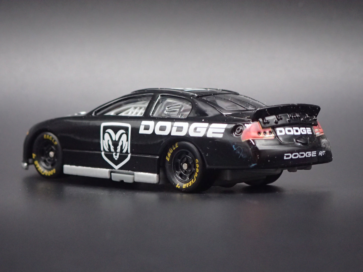 2001 01 DODGE INTREPID NASCAR BLACK 1:64 SCALE DIECAST MODEL CAR