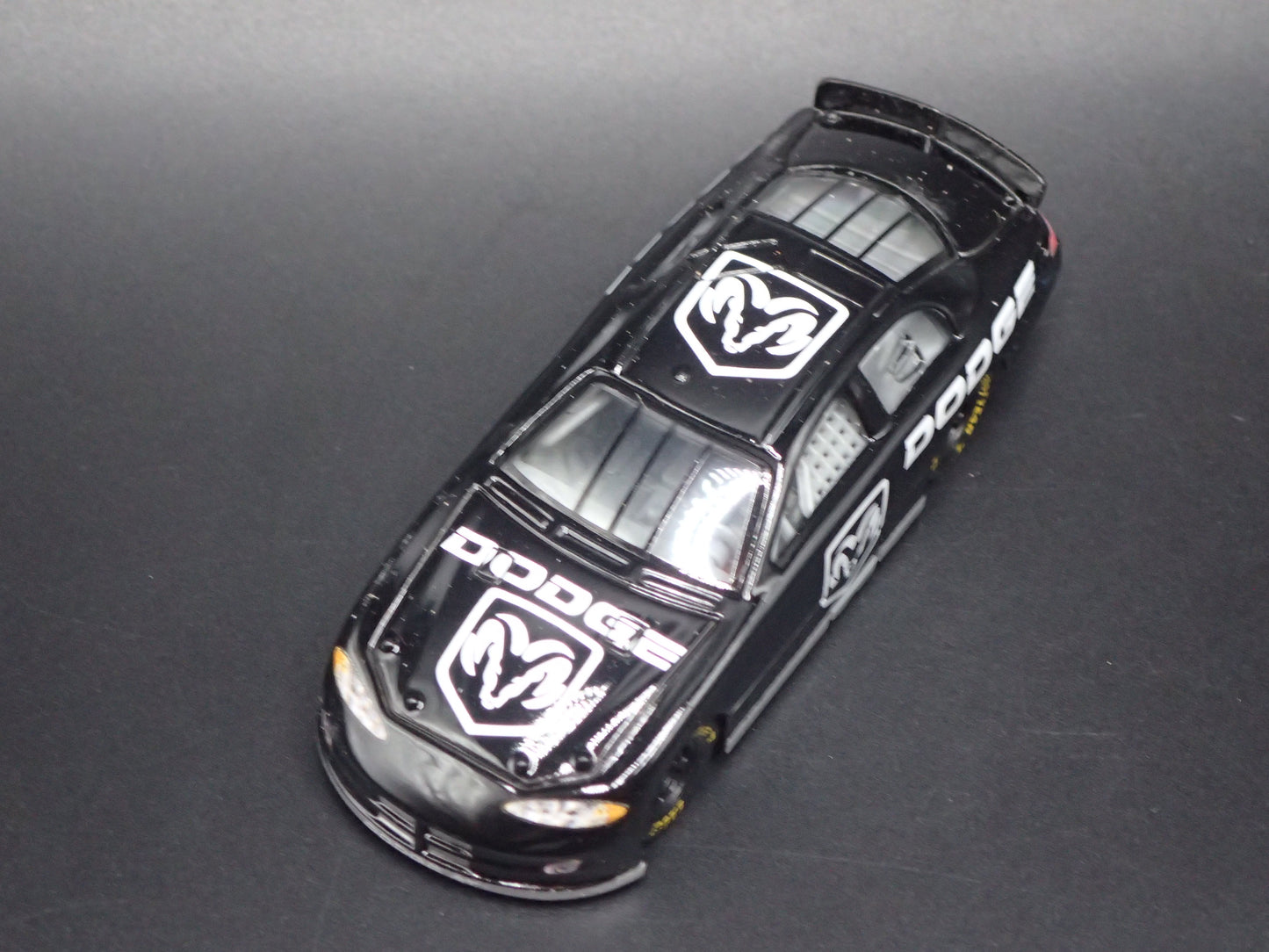 2001 01 DODGE INTREPID NASCAR BLACK 1:64 SCALE DIECAST MODEL CAR