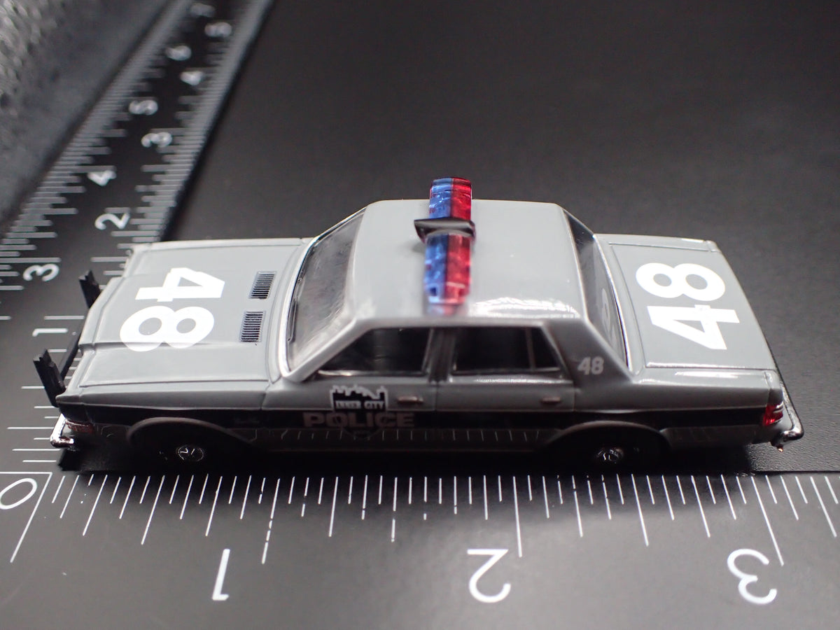 1984 84 PLYMOUTH GRAND FURY DETROIT MICHIGAN POLICE 1:64 SCALE DIECAST MODEL CAR
