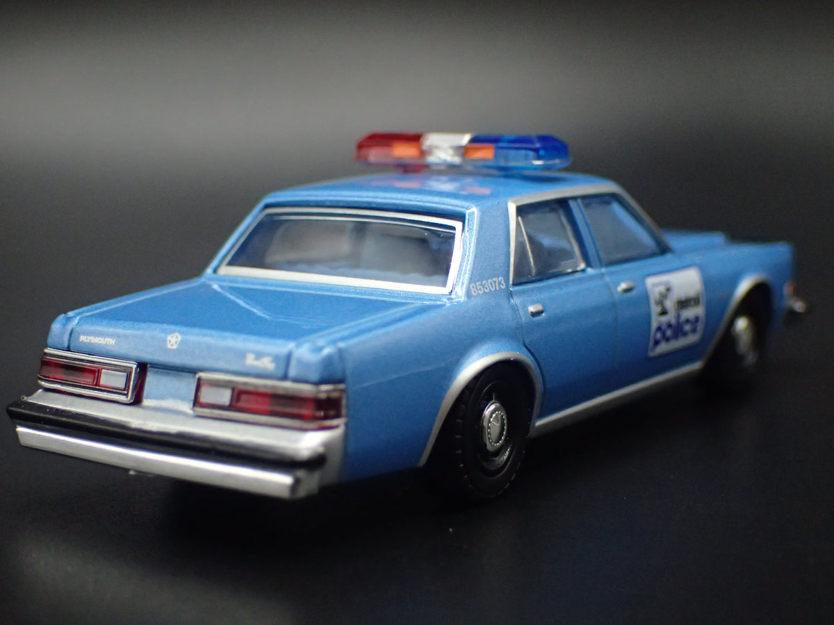 1982 82 PLYMOUTH GRAN FURY DETROIT MICHIGAN POLICE 1:64 SCALE DIECAST MODEL CAR