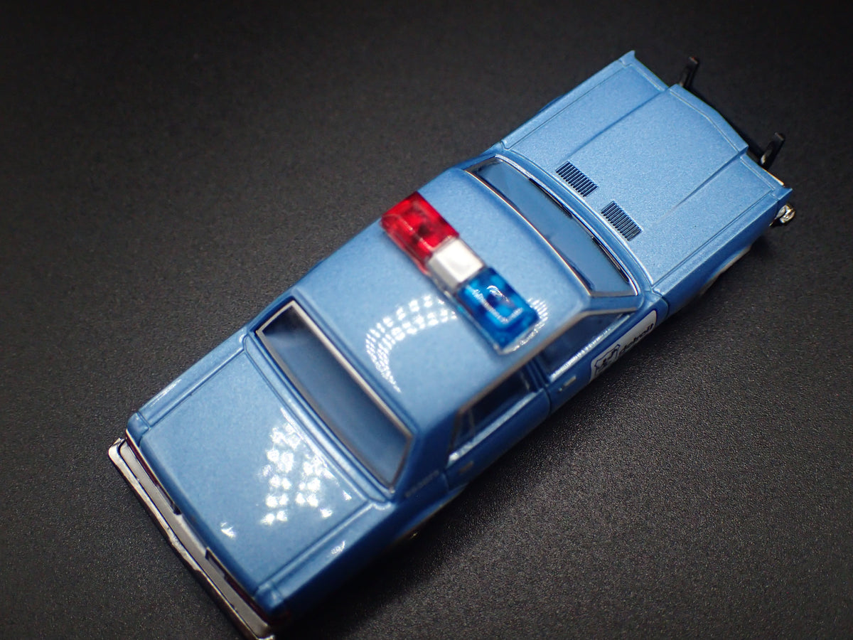 1982 82 PLYMOUTH GRAN FURY DETROIT MICHIGAN POLICE 1:64 SCALE DIECAST MODEL CAR