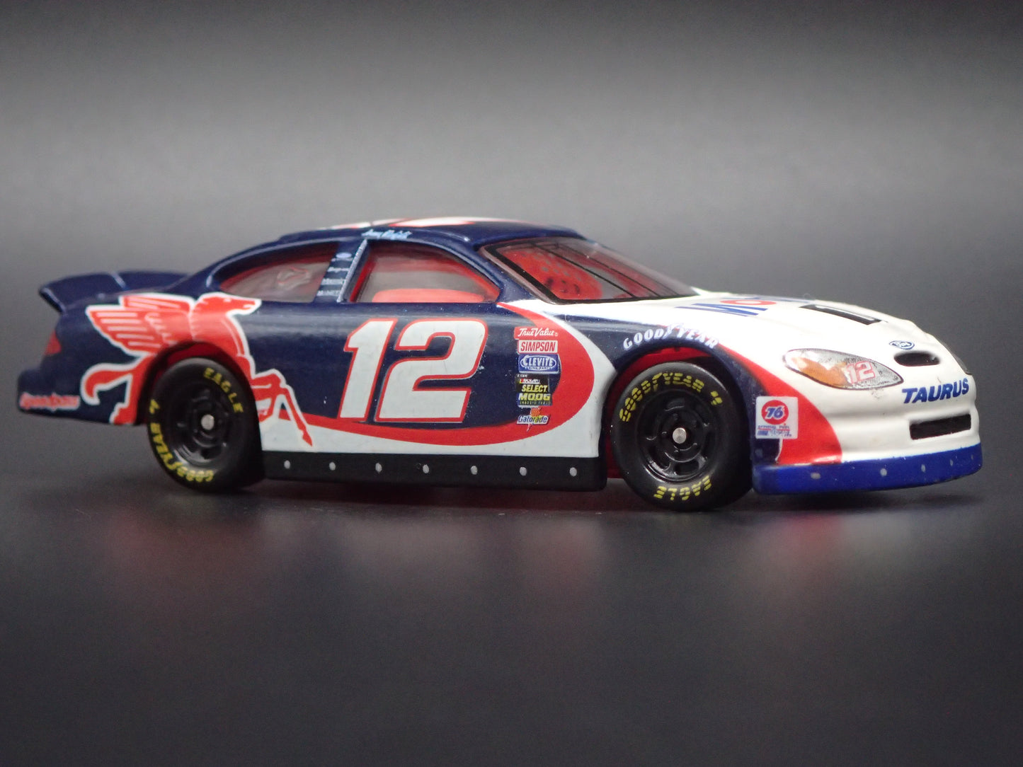 2001 01 FORD TAURUS 12 JEREMY MAYFIELD NASCAR 1:64 SCALE DIECAST MODEL CAR
