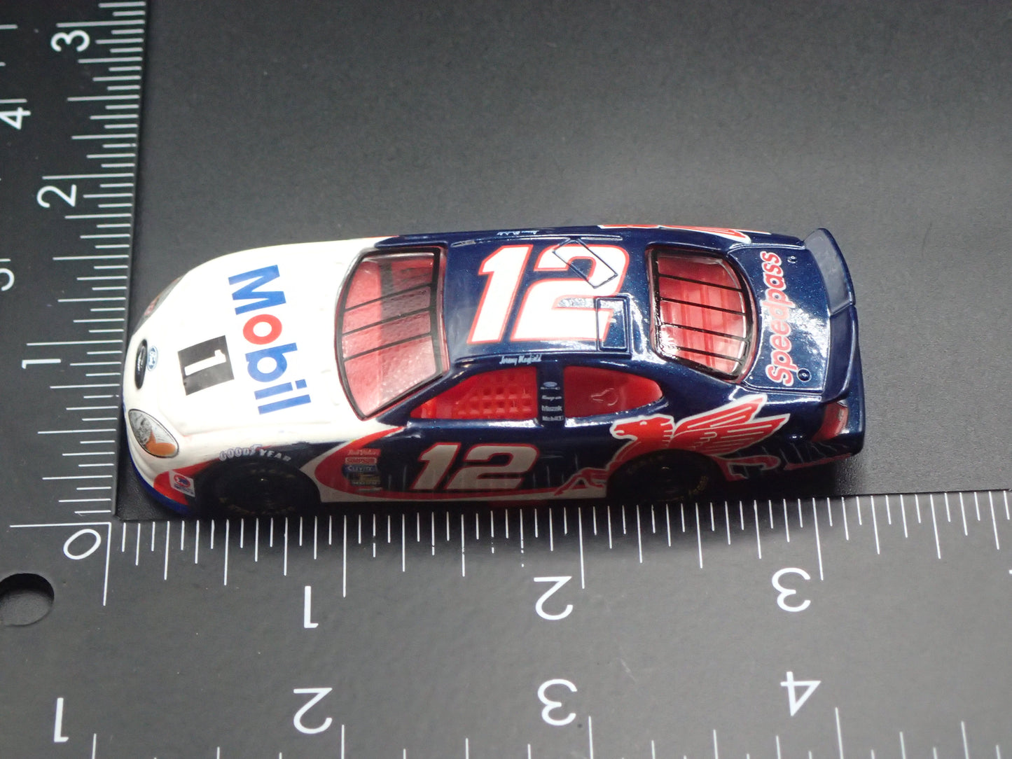2001 01 FORD TAURUS 12 JEREMY MAYFIELD NASCAR 1:64 SCALE DIECAST MODEL CAR
