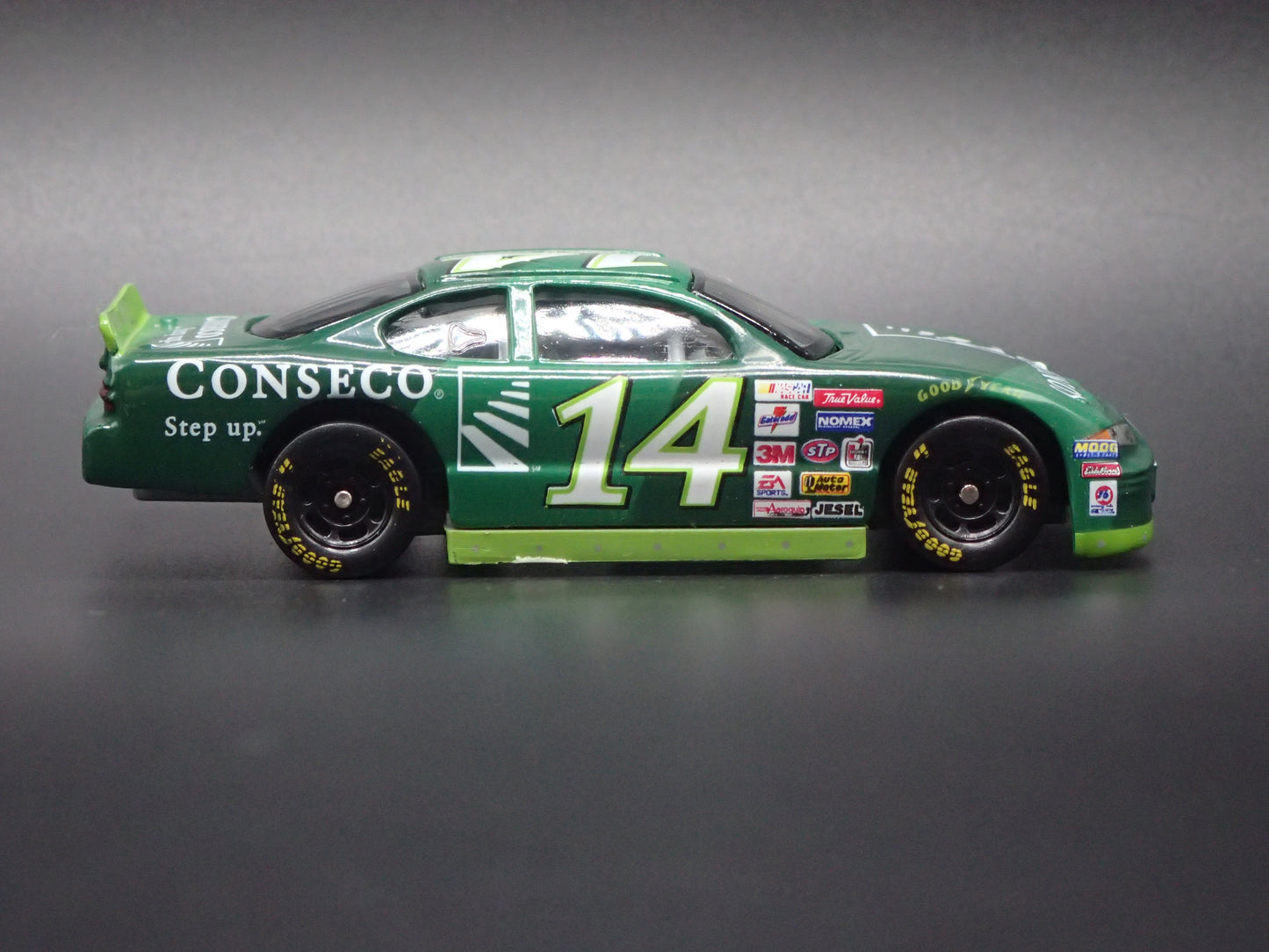 2001 PONTIAC GRAND PRIX 14 RON HORNADAY NASCAR 1:64 SCALE DIECAST MODEL CAR