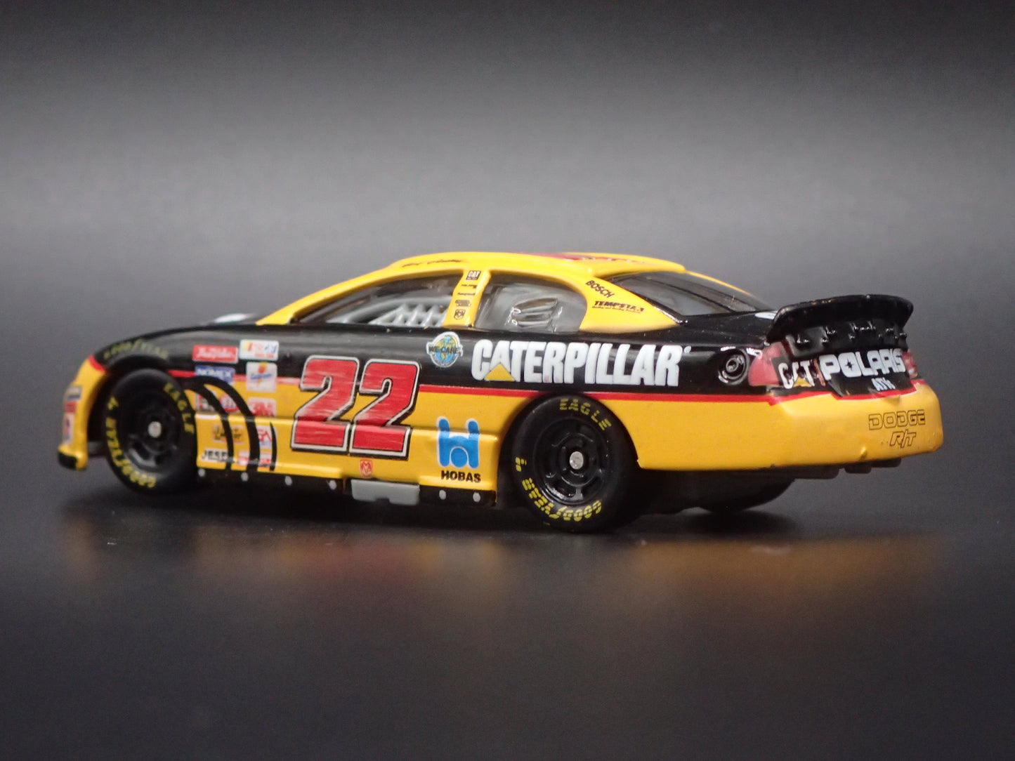2001 01 DODGE INTREPID 22 WARD BURTON NASCAR 1:64 SCALE DIECAST MODEL CAR