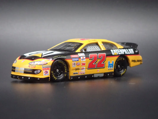 2001 01 DODGE INTREPID 22 WARD BURTON NASCAR 1:64 SCALE DIECAST MODEL CAR