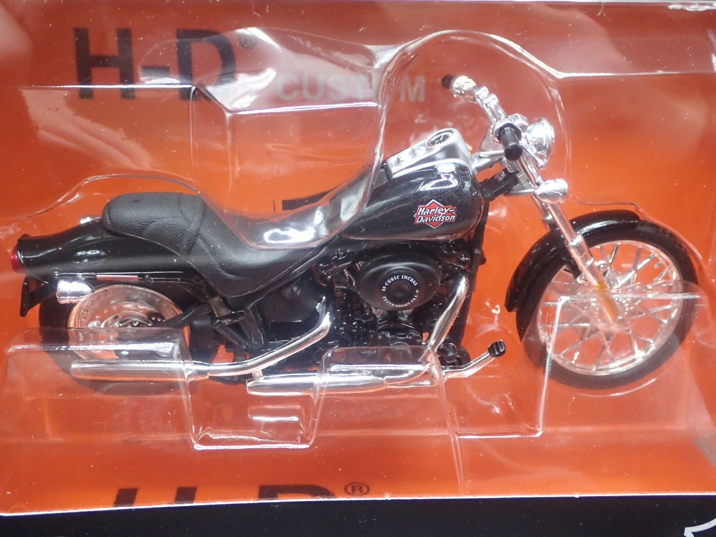 2002 02 FXSTB NIGHT TRAIN HARLEY DAVIDSON MOTORCYCLE MAISTO SERIES 45 1:18 MODEL