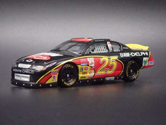 2001 01 CHEVROLET MONTE CARLO 25 JERRY NADEAU NASCAR 1:64 SCALE DIECAST MODEL CAR