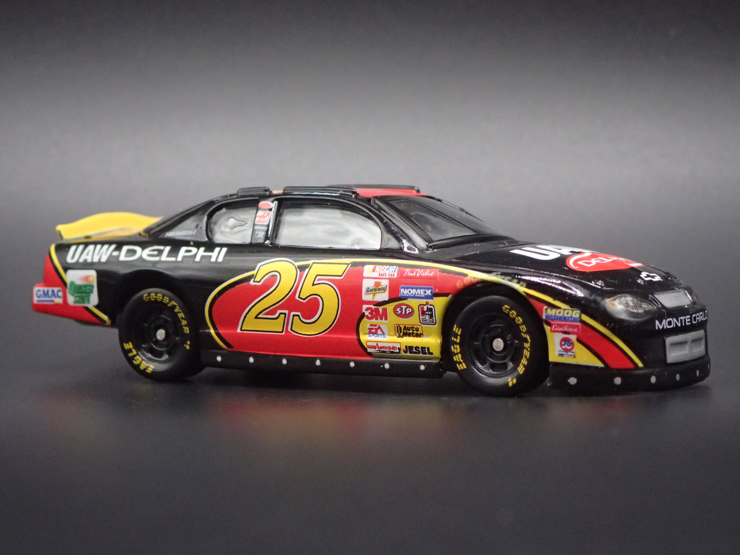 2001 01 CHEVROLET MONTE CARLO 25 JERRY NADEAU NASCAR 1:64 SCALE DIECAST MODEL CAR