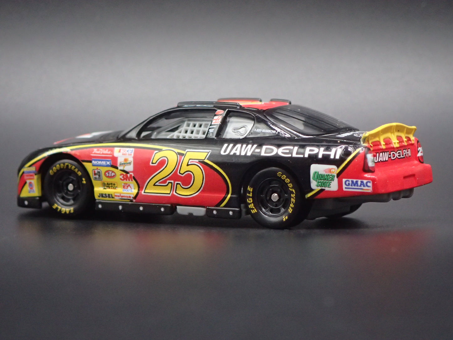 2001 01 CHEVROLET MONTE CARLO 25 JERRY NADEAU NASCAR 1:64 SCALE DIECAST MODEL CAR