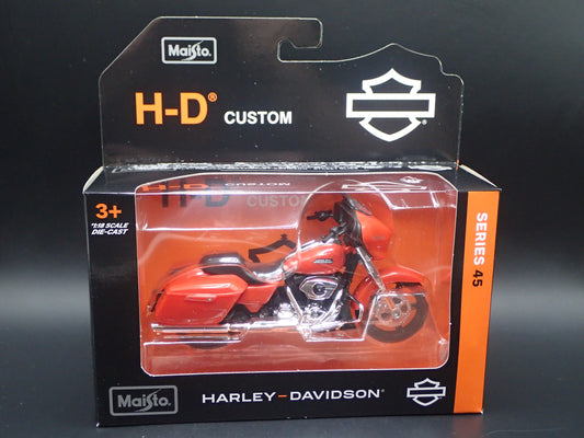 2024 HARLEY DAVIDSON STREET GLIDE MOTORCYCLE MAISTO SERIES 45 1/18 DIECAST