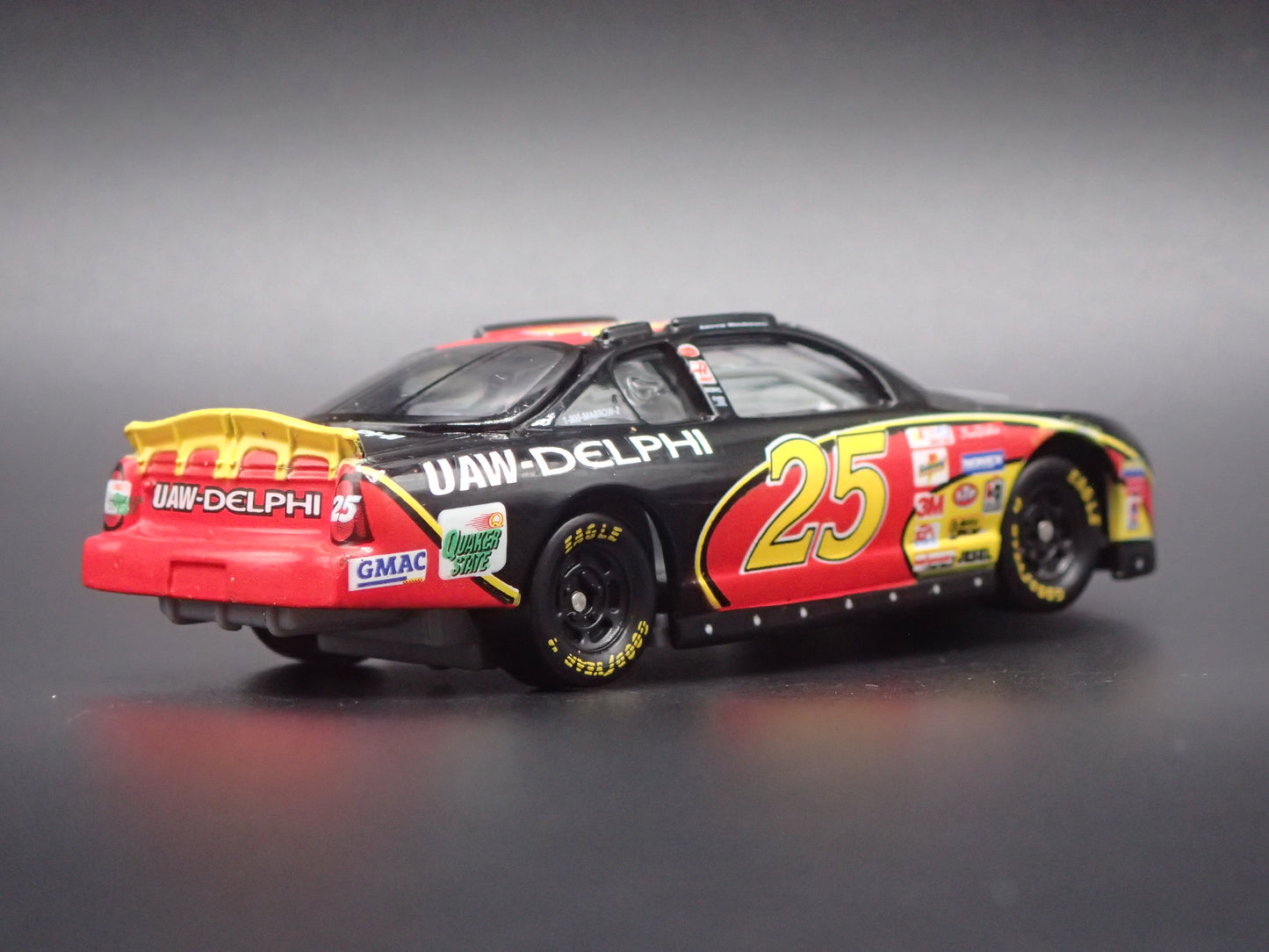 2001 01 CHEVROLET MONTE CARLO 25 JERRY NADEAU NASCAR 1:64 SCALE DIECAST MODEL CAR