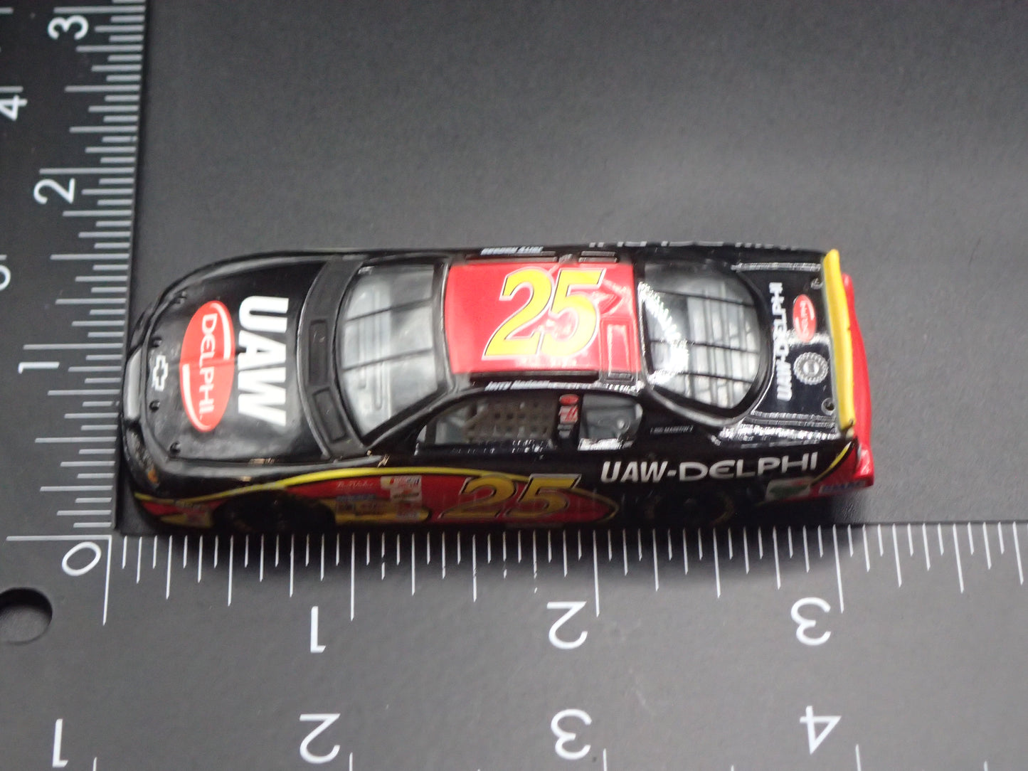 2001 01 CHEVROLET MONTE CARLO 25 JERRY NADEAU NASCAR 1:64 SCALE DIECAST MODEL CAR