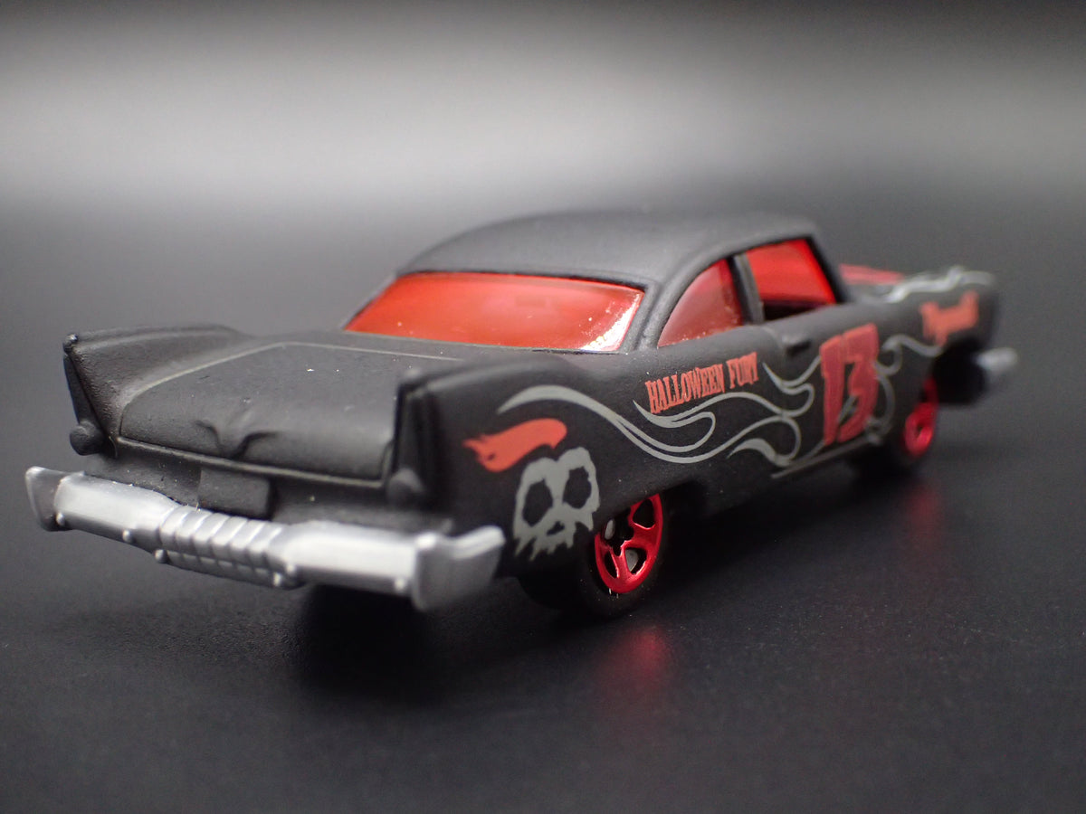 1957 57 PLYMOUTH FURY HALLWEEN 1/64 SCALE COLLECTIBLE DIECAST MODEL CAR
