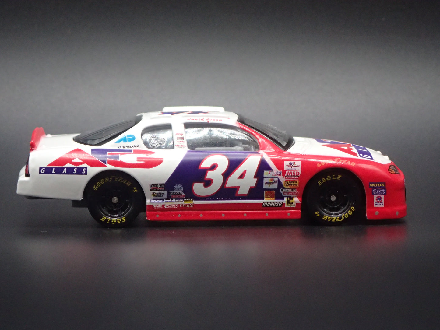2001 01 CHEVROLET MONTE CARLO 34 DAVD GREEN NASCAR 1:64 SCALE DIECAST MODEL CAR
