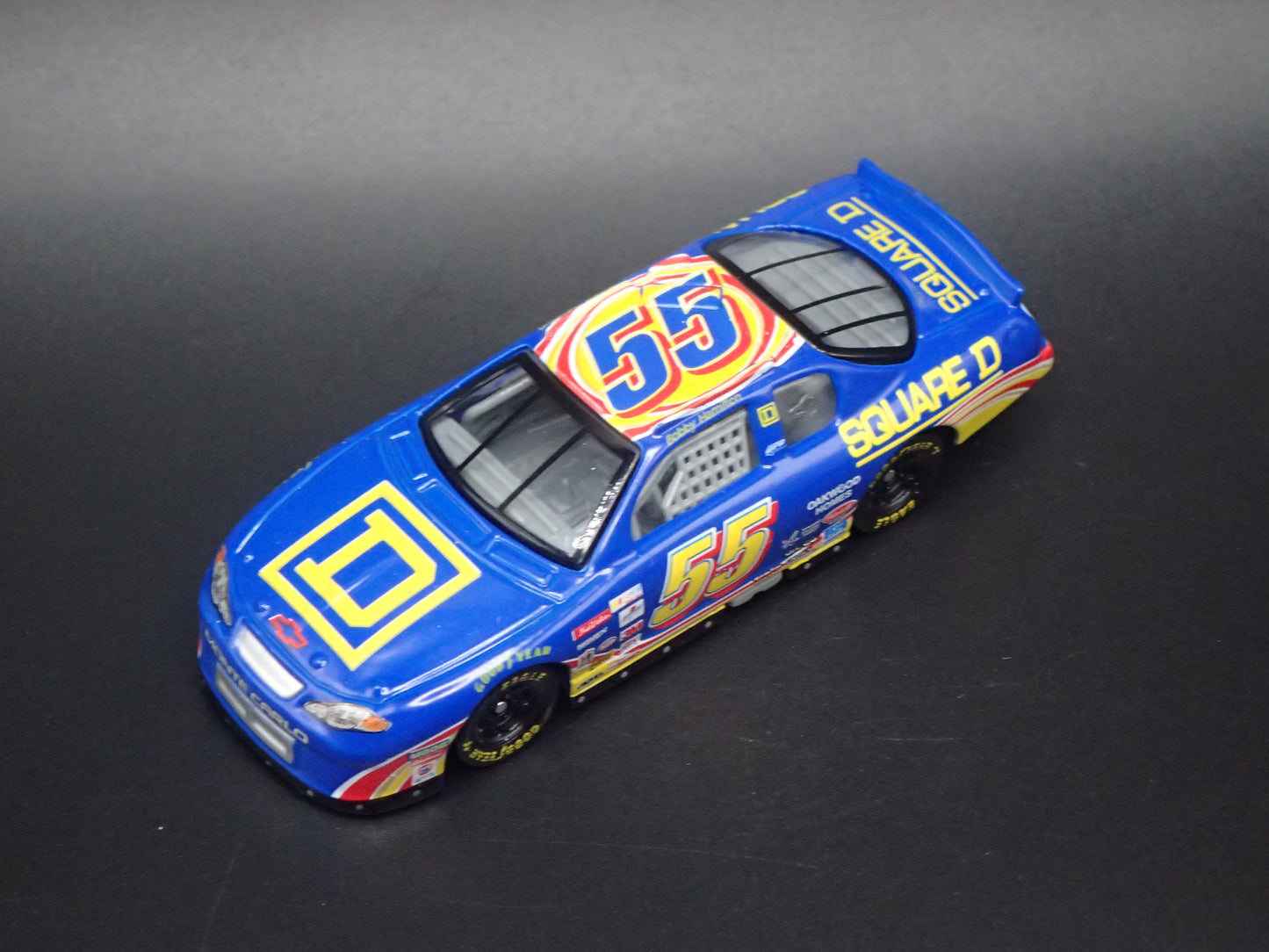 2001 01 CHEVROLET MONTE CARLO 55 BOBBY HAMILTON NASCAR 1:64 SCALE DIECAST MODEL CAR