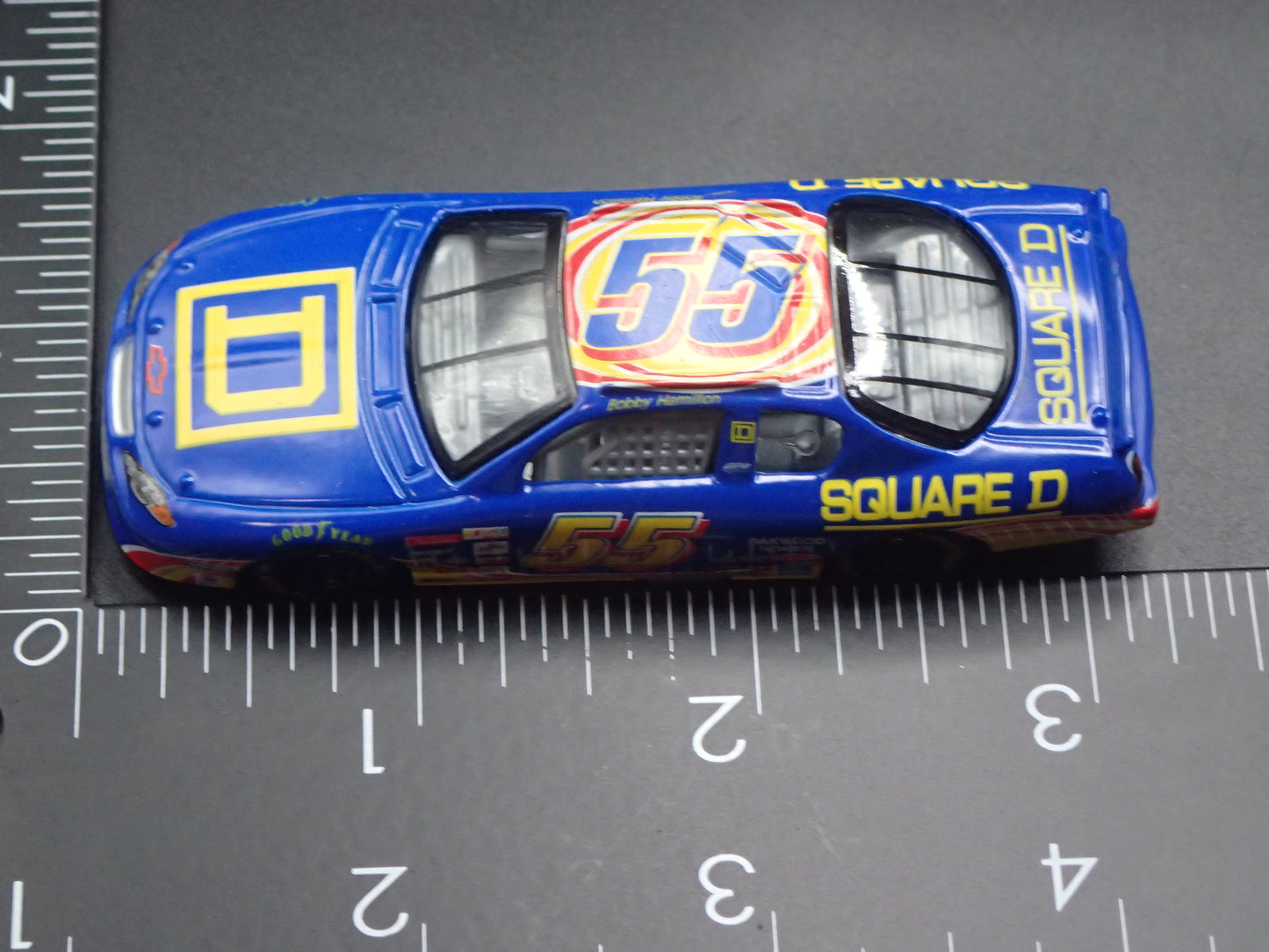 2001 01 CHEVROLET MONTE CARLO 55 BOBBY HAMILTON NASCAR 1:64 SCALE DIECAST MODEL CAR