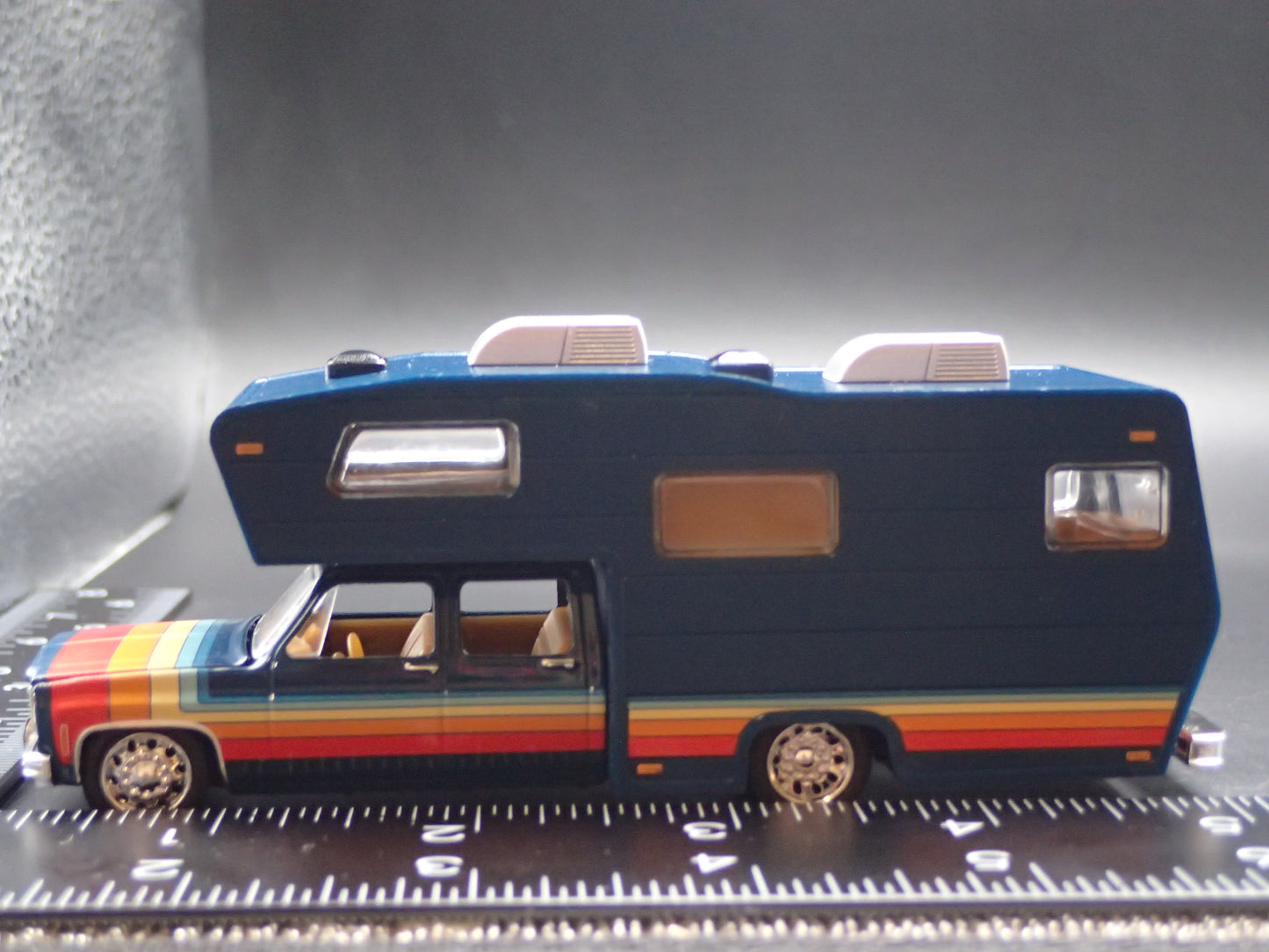 1975 75 CHEVY CHEYENNE SUPER 30 DUALLY SQUARE BODY TRUCK w/ CAMPER 1/64 DIECAST CAR