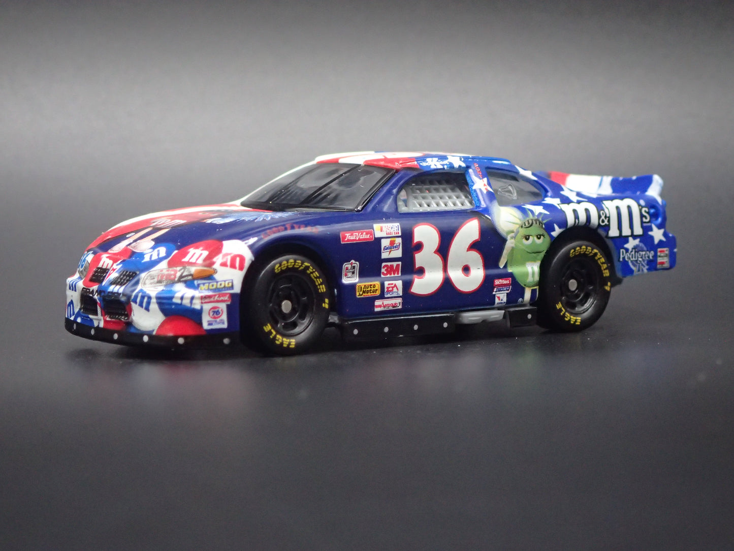 2001 PONTIAC GRAND PRIX 36 KEN SCHRADER NASCAR 1:64 SCALE DIECAST MODEL CAR