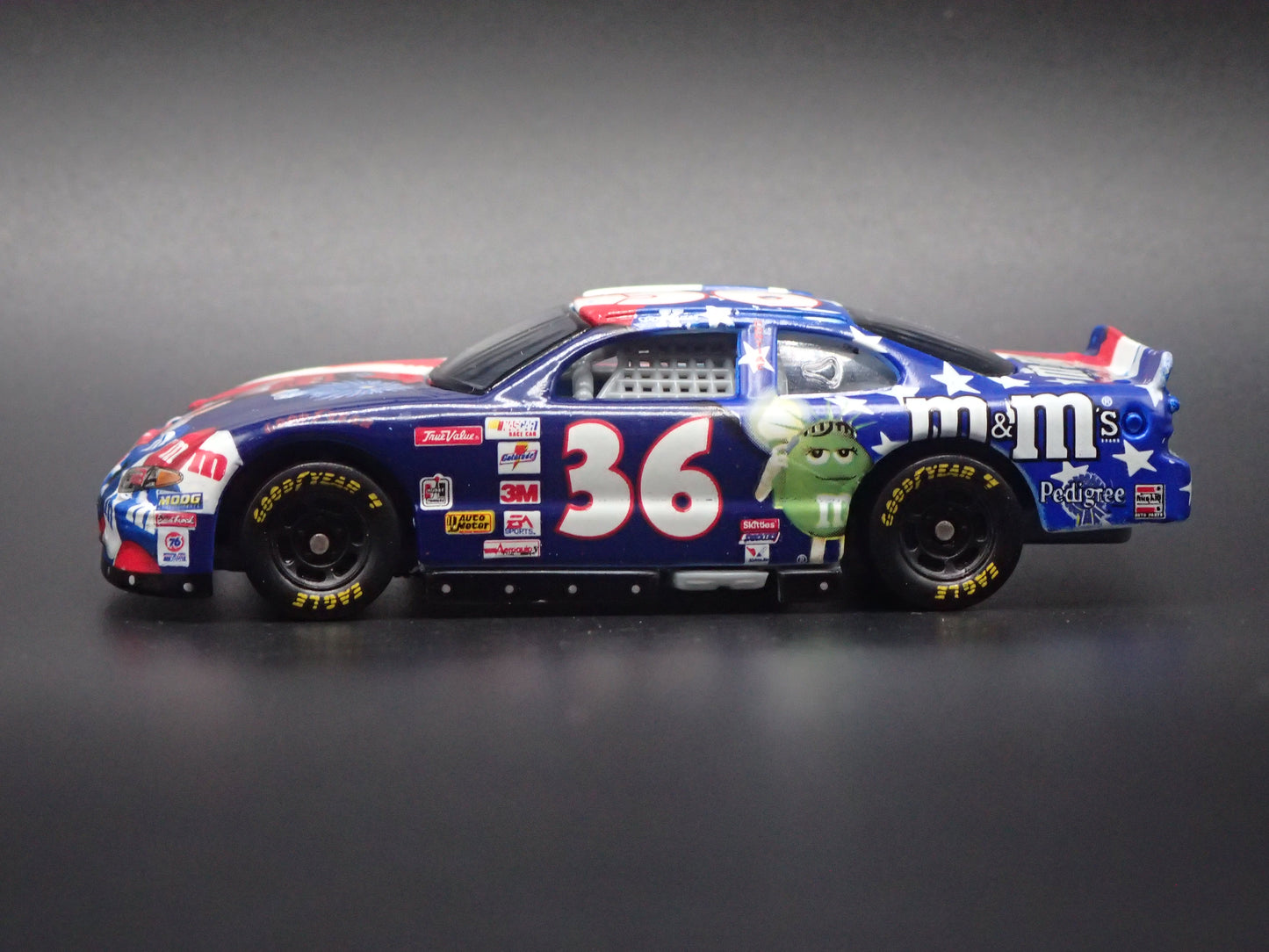 2001 PONTIAC GRAND PRIX 36 KEN SCHRADER NASCAR 1:64 SCALE DIECAST MODEL CAR