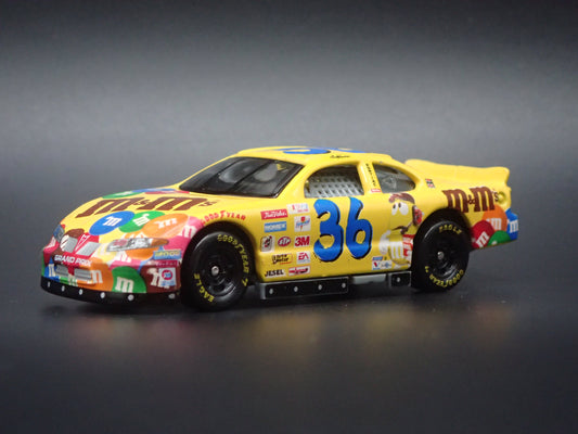 2001 PONTIAC GRAND PRIX 36 KEN SCHRADER NASCAR 1:64 SCALE DIECAST MODEL CAR