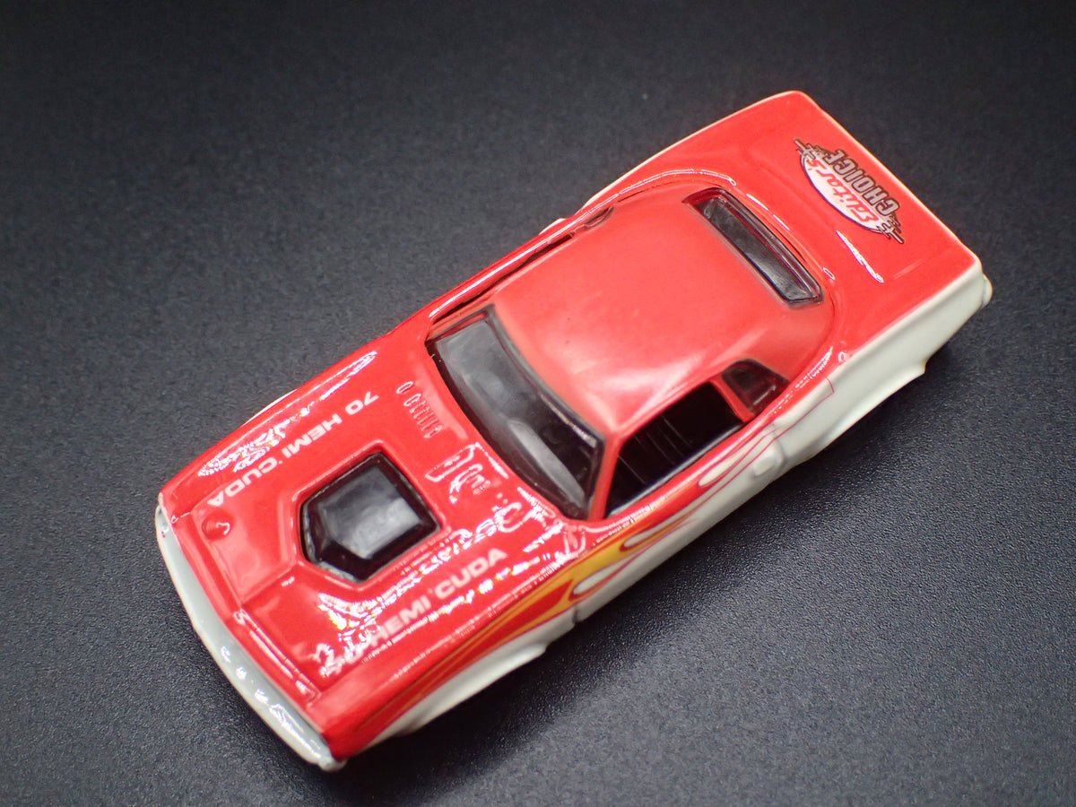 1970 70 PLYMOUTH HEMI CUDA WHITE 1:64 SCALE DIORAMA DIECAST MODEL CAR