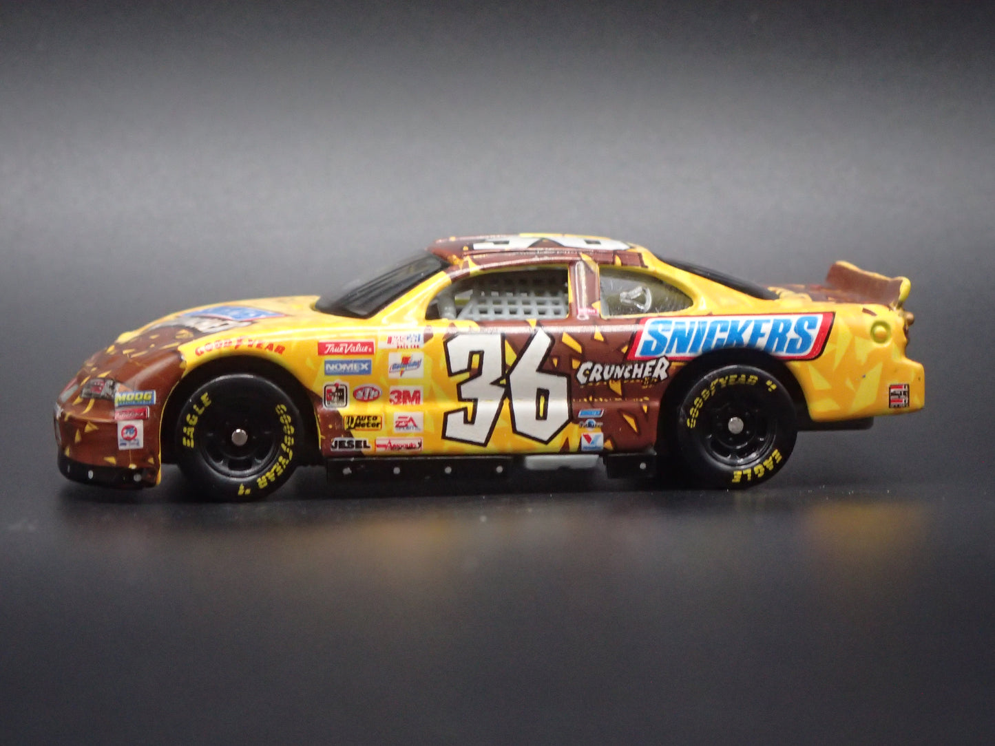 2001 PONTIAC GRAND PRIX 36 KEN SCHRADER NASCAR 1:64 SCALE DIECAST MODEL CAR