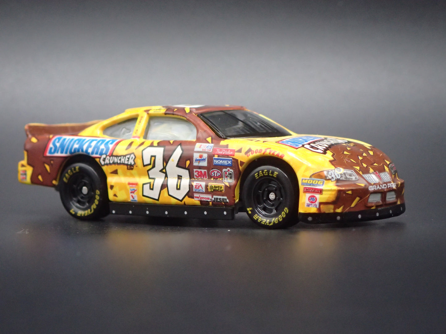 2001 PONTIAC GRAND PRIX 36 KEN SCHRADER NASCAR 1:64 SCALE DIECAST MODEL CAR